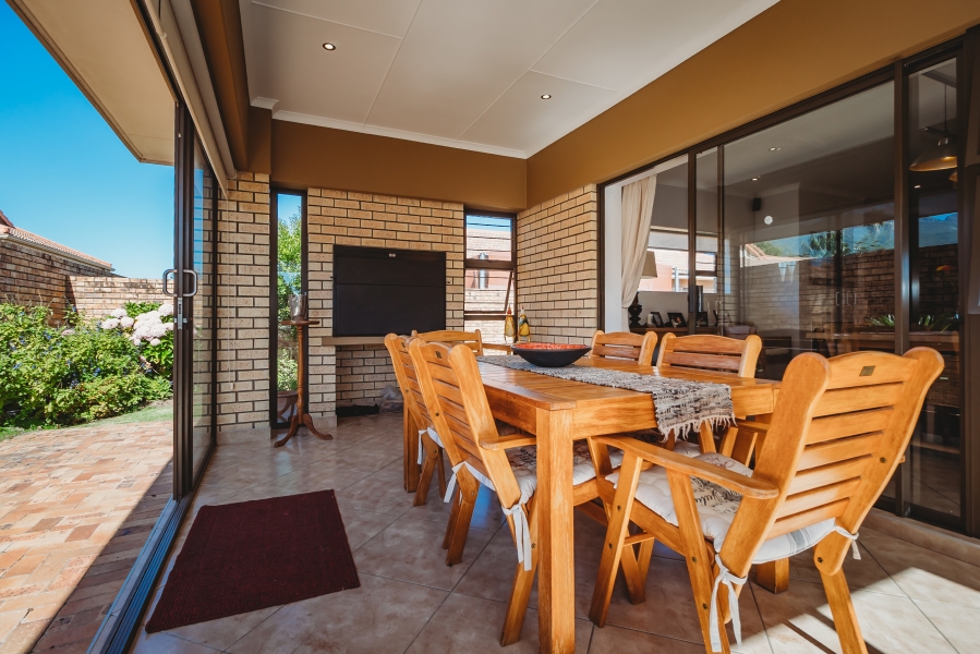 3 Bedroom Property for Sale in Heather Park Western Cape